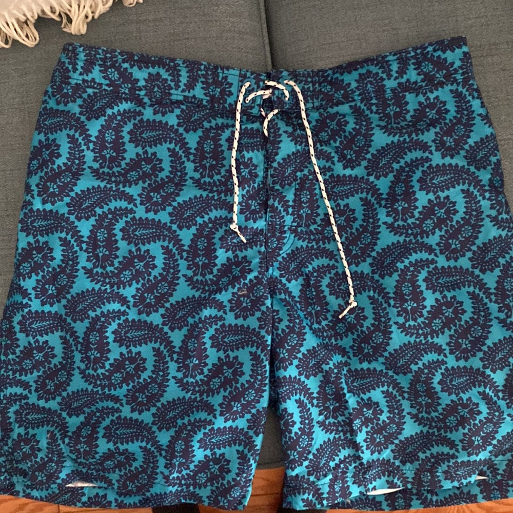 NWOT Men’s XXL - IZOD Big & Tall Saltwater Beach Performance Swim trunks
